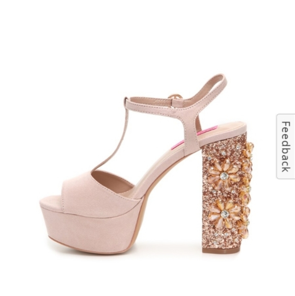 FERRA Sandal